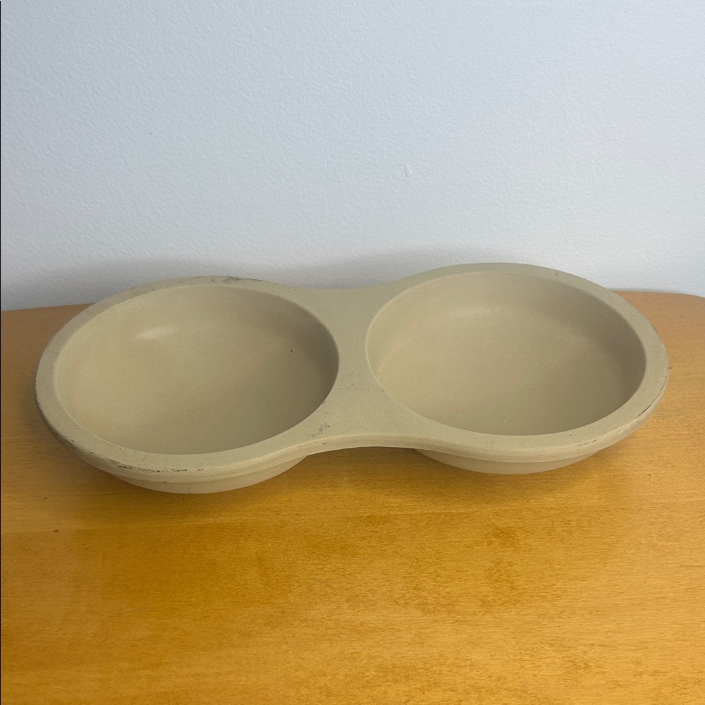 The Pampered Chef 🍳 Double Egg Stoneware Divided Dish Egg Cooker Dish - Picture 2 of 13